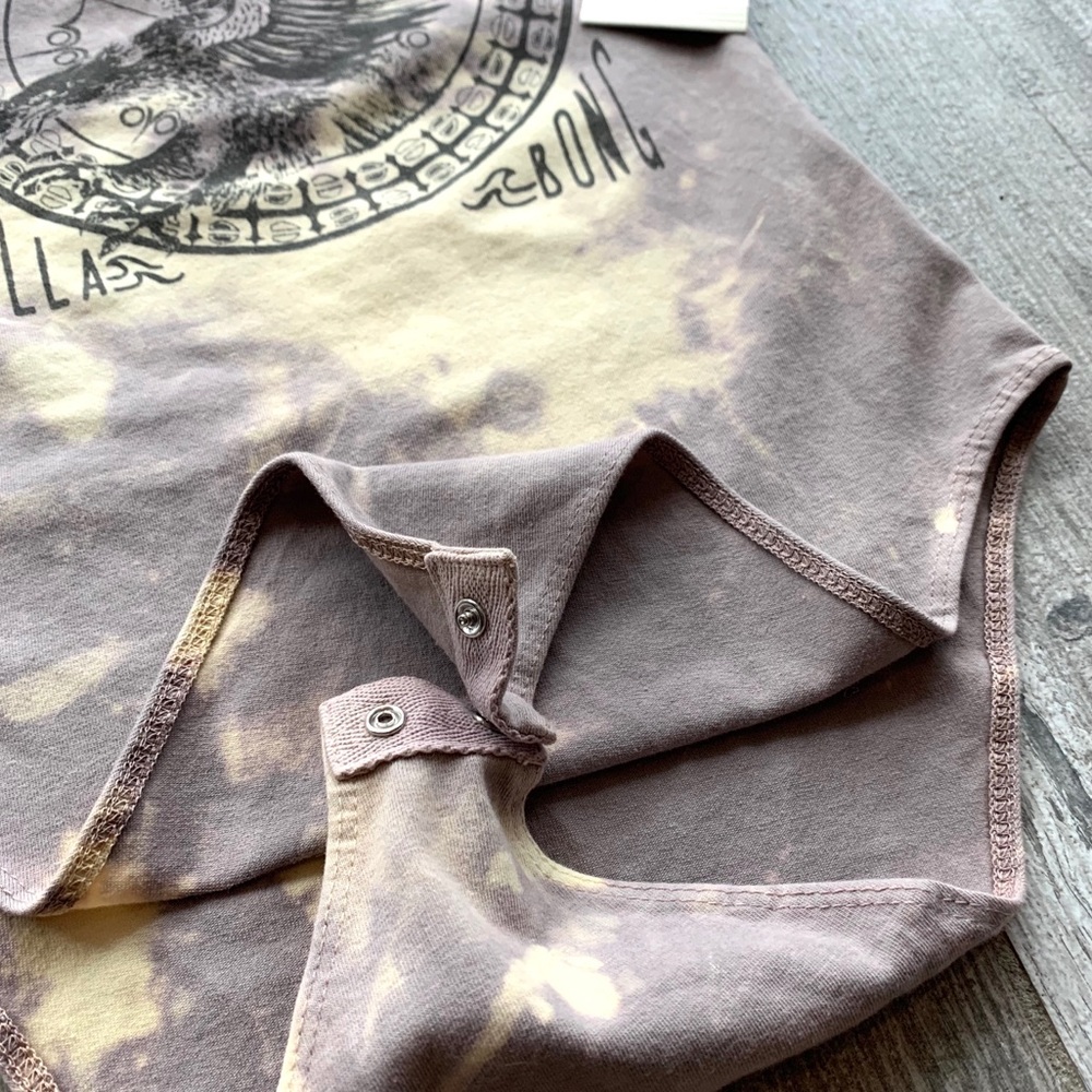 🔥🔥BILLABONG - GRAPHIC BODYSUIT🔥🔥 - Picture 5 of 7